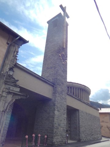 L'église et sa chapelle