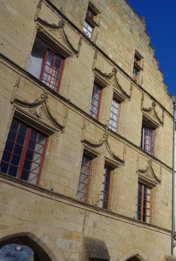Visite : Bazas : 2 500 ans d’histoire au fil des rues
