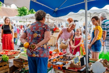Marché hebdomadaire de Saint-Aignan