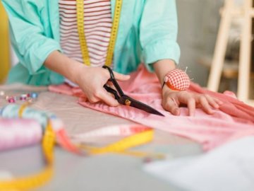 ATELIER COUTURE 1/4