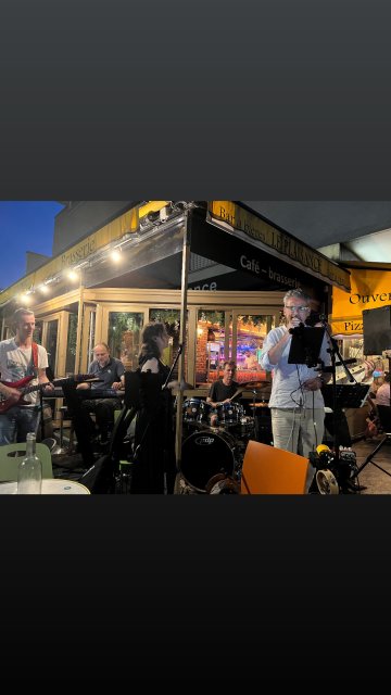 « En attendant Vincent » sur la place de la Convention