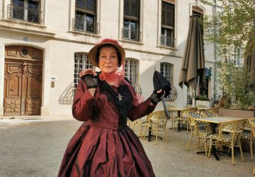 Visite insolite Avignon la Rouge