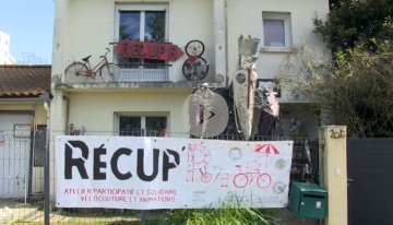 Journées portes ouvertes des ateliers de couture et de vélo