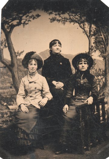 Exposition : photographies du XIXe et du XXe siècle et appareils photographiques instantanés du XXe et XXIe siècles