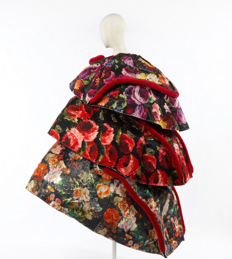 Exposition "Tisser, broder, sublimer. Les savoir-faire de la mode"