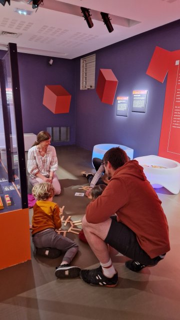 Visite guidée « Jeux de construction : du cube au pixel »