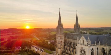 Visite guidée : Montligeon, porte du Ciel dans le Perche