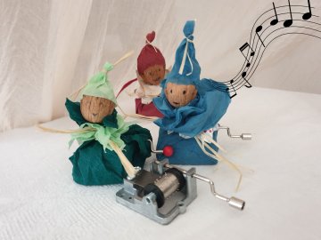 Atelier "fabrique une véritable boîte à musique"
