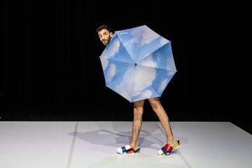 SOUVENIRSHOP - BRONKS & NOT STANDING - ALEXANDER VANTOURNHOUT