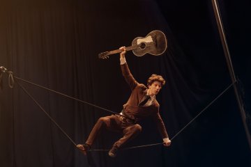 SOLO - CIRCUS RONALDO - PEPIJN RONALDO