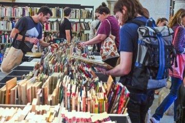 Braderie de la bibliothèque