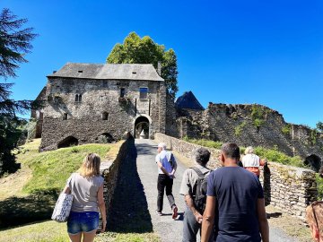 Castrum de Ségur : L’archéologie du bâti