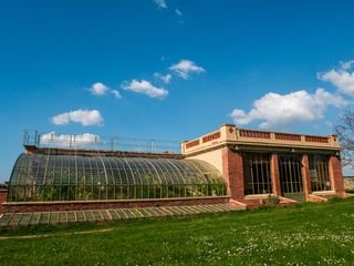 CHARLY / Serre et Orangerie du Domaine Melchior Philibert