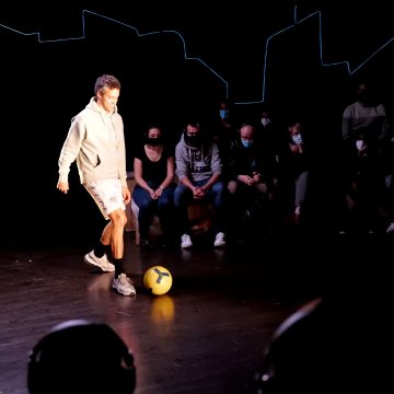 Trajectoire(s), mémoires d’enfance exilée