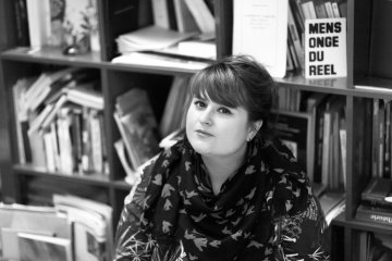 Fabrique d'une exposition : "Sans contrefaçon — Anatomie d'un vêtement", par Marianne Derrien