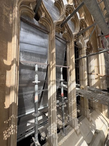 Maçonnerie & taille de pierre : les travaux en cours sur l'église St-Pierre d'Ault