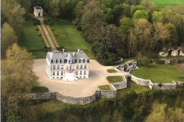 Visite du château de la Bôve à Bouconville-Vauclair