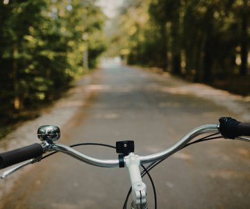 Balade à vélo dans la ville, les producteurs bio d’ici et d’ailleurs