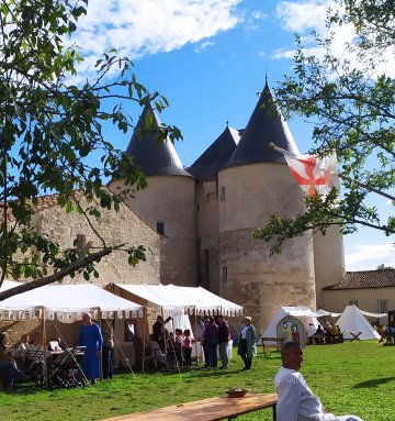 Deux journées conviviales pour imaginer la Commanderie d’Ensigné autrefois
