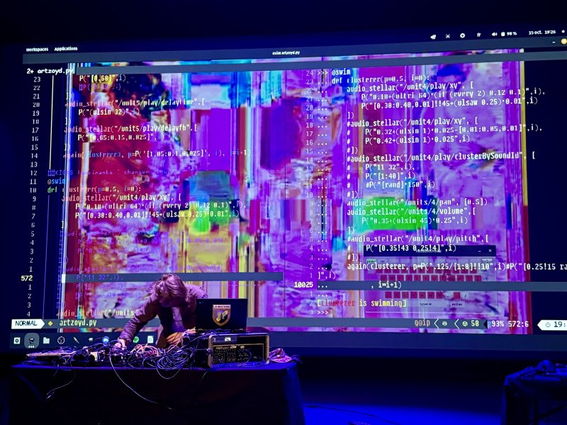 Atelier de live-coding : créer de la musique avec du code informatique