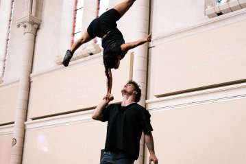 Immobiles | Cie Les Hommes de Mains