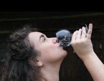 Spectacle : un verre à soi / festival et pop! au château