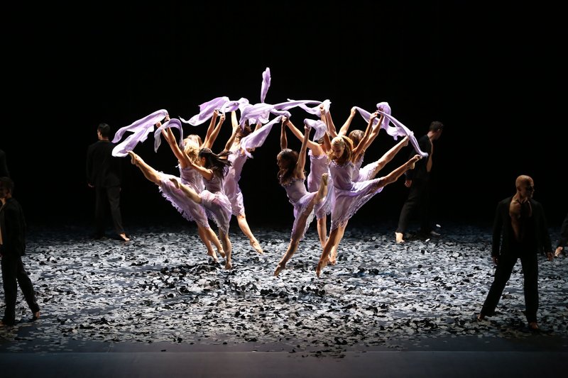 Malandain Ballet Biarritz - L’Amour sorcier / Don Quichotte
