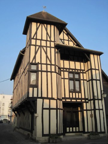 Rencontres et échanges à la maison Clémangis