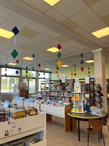 La bibliothèque des Rives du Cher dans son quartier