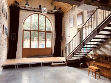 Visite commentée de l'Auberge les Bains Douches agrémentée de chansons populaires et contes