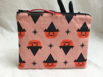COUTURE À 4 MAINS:TROUSSE