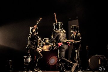 DRUM BROTHERS