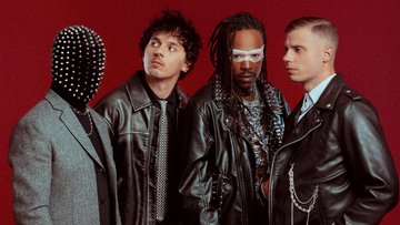 Skip the use - love & anxiety tour