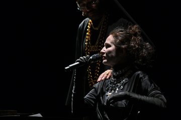 Anny Karénine (fille de) - CLAIRE DITERZI