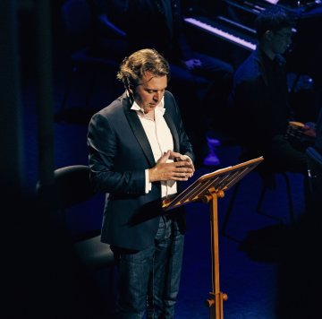 JE N’AIME PAS LE CLASSIQUE MAIS AVEC ALEX VIZOREK J’AIME BIEN