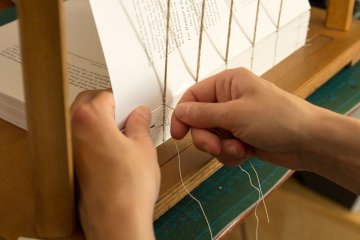 L'Art de la Reliure : quand le livre résiste et se ré-imagine