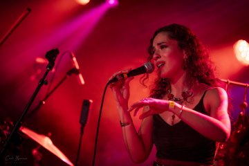 CONCERT : HAJAR BENHSAÏM ET SES MUSICIENS