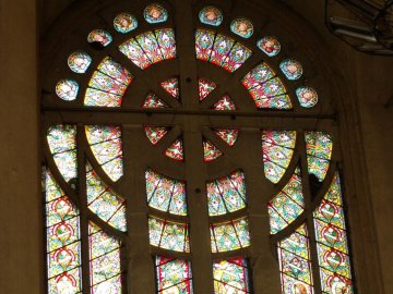 Visite d'une basilique néo-byzantine, sa crypte et ses 403 reliquaires