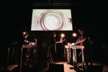 JEUNE PUBLIC : MINUIT