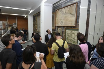 Les coulisses des archives : visite guidée