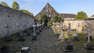 Ouverture du Cimetière des religieuses augustines à Laon