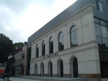 TOUS EN SCÈNE ! LE THÉÂTRE DE LAVAL SE DÉVOILE