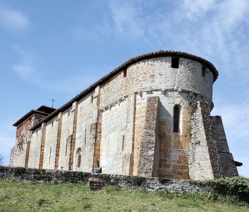 Visite de l'église fortifiée de Lesgor
