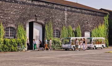Rémy Martin : Découverte en train du site d'élaboration