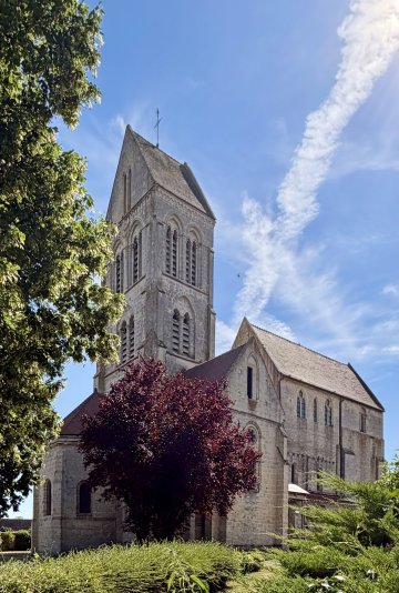 Eglise Saint Julien de Courville (église du château des Archevêques de Reims)
