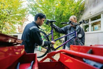 Atelier vélo : apprentissage à l'auto-réparation et stand de sécurité routière