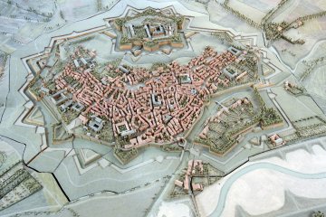 Exposition : un plan relief vous raconte l'histoire militaire de Perpignan