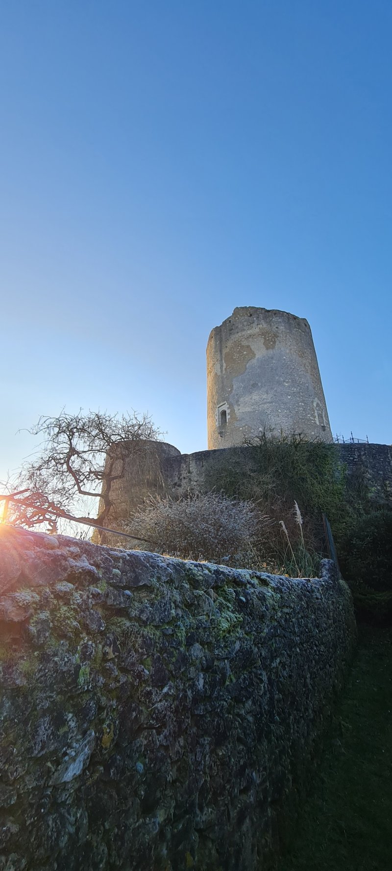 Montée nocturne au donjon