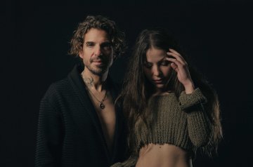 THE WEATHER ACOUSTIC