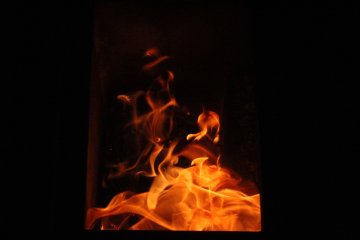 Exposition d'art contemporain - sublime les flammes